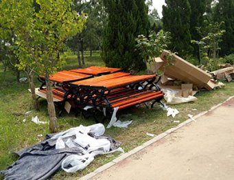 園林椅在濱州市組裝中